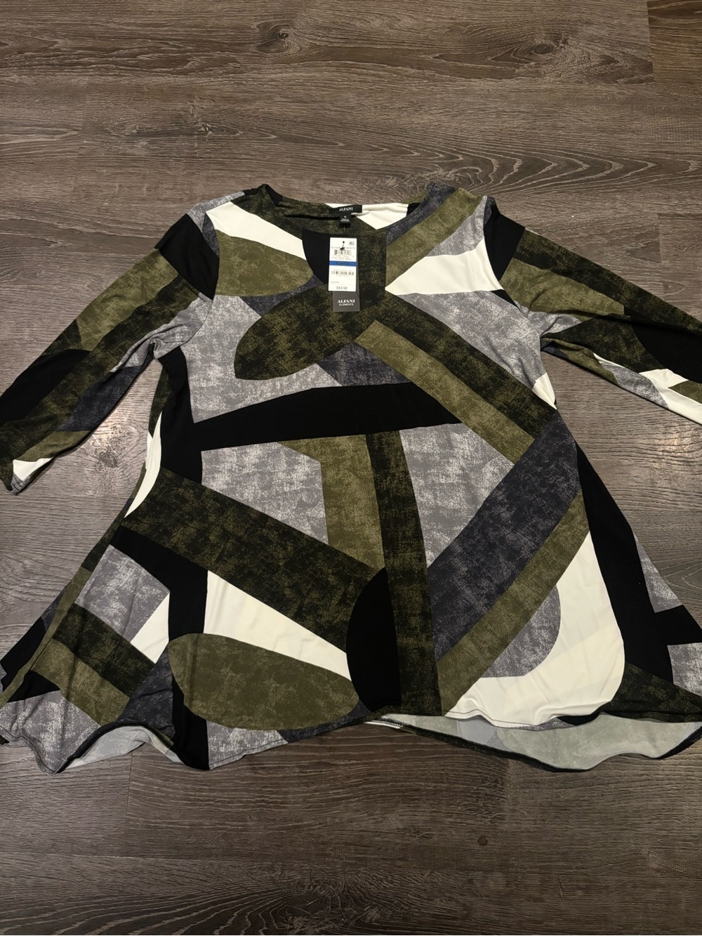 NWT Alfani Elements Abstract Print Blouse